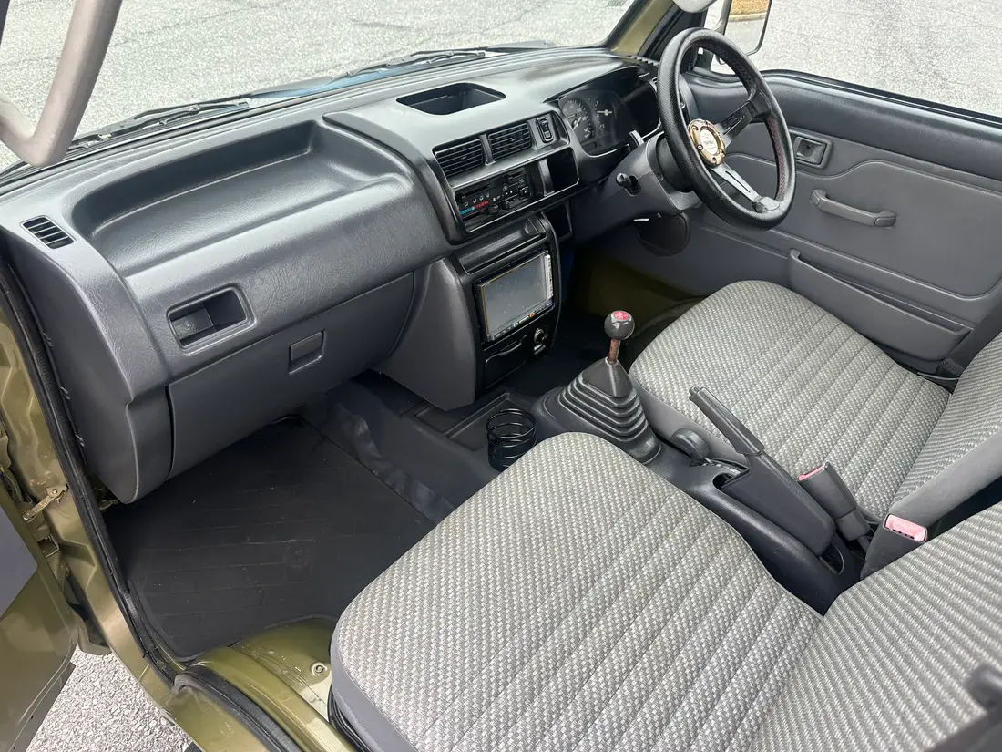 Custom 2000 Daihatsu HiJet 4x4