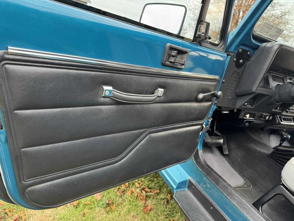 53k-Mile 1993 Jeep Wrangler YJ Splash Edition