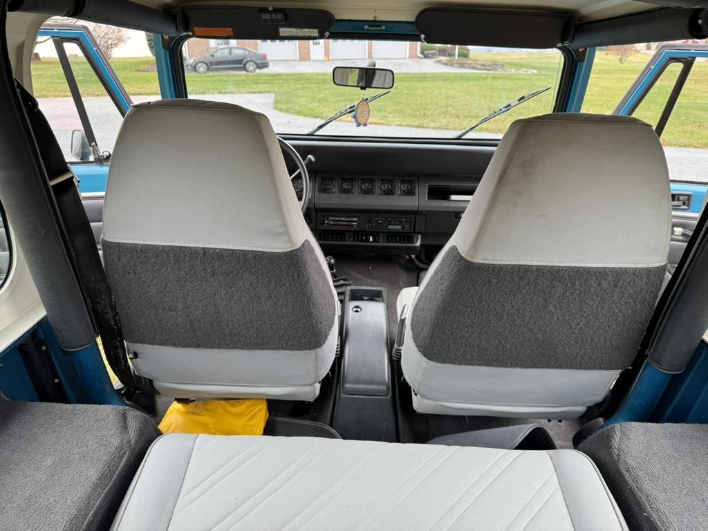 53k-Mile 1993 Jeep Wrangler YJ Splash Edition