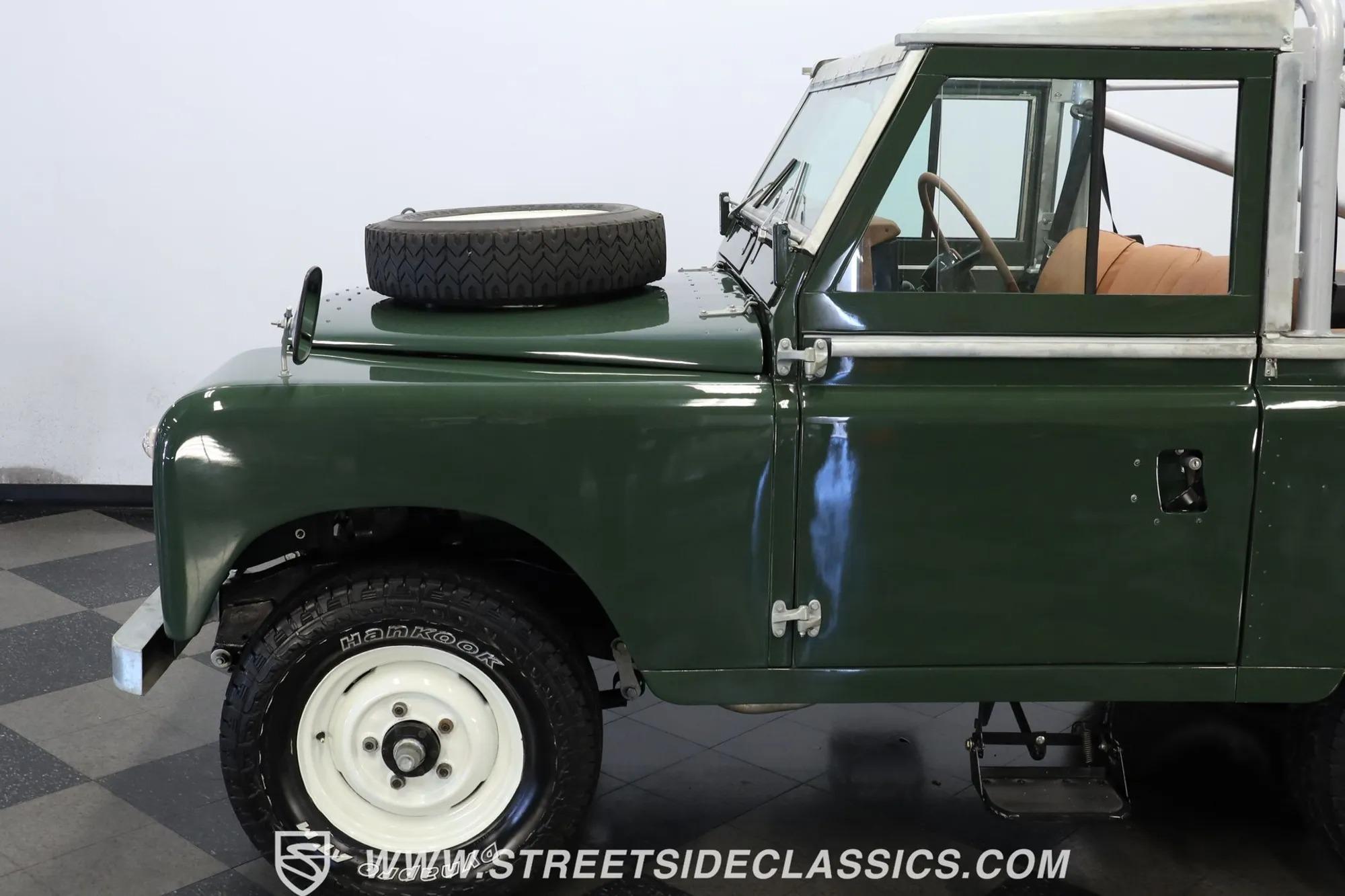 1971 Land Rover Series IIA