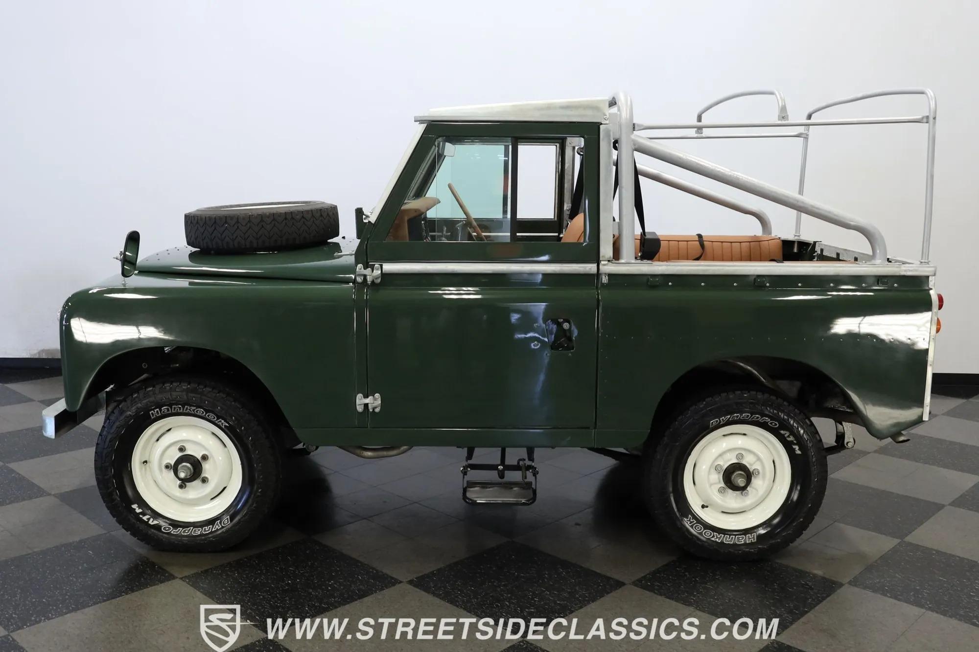1971 Land Rover Series IIA - 2