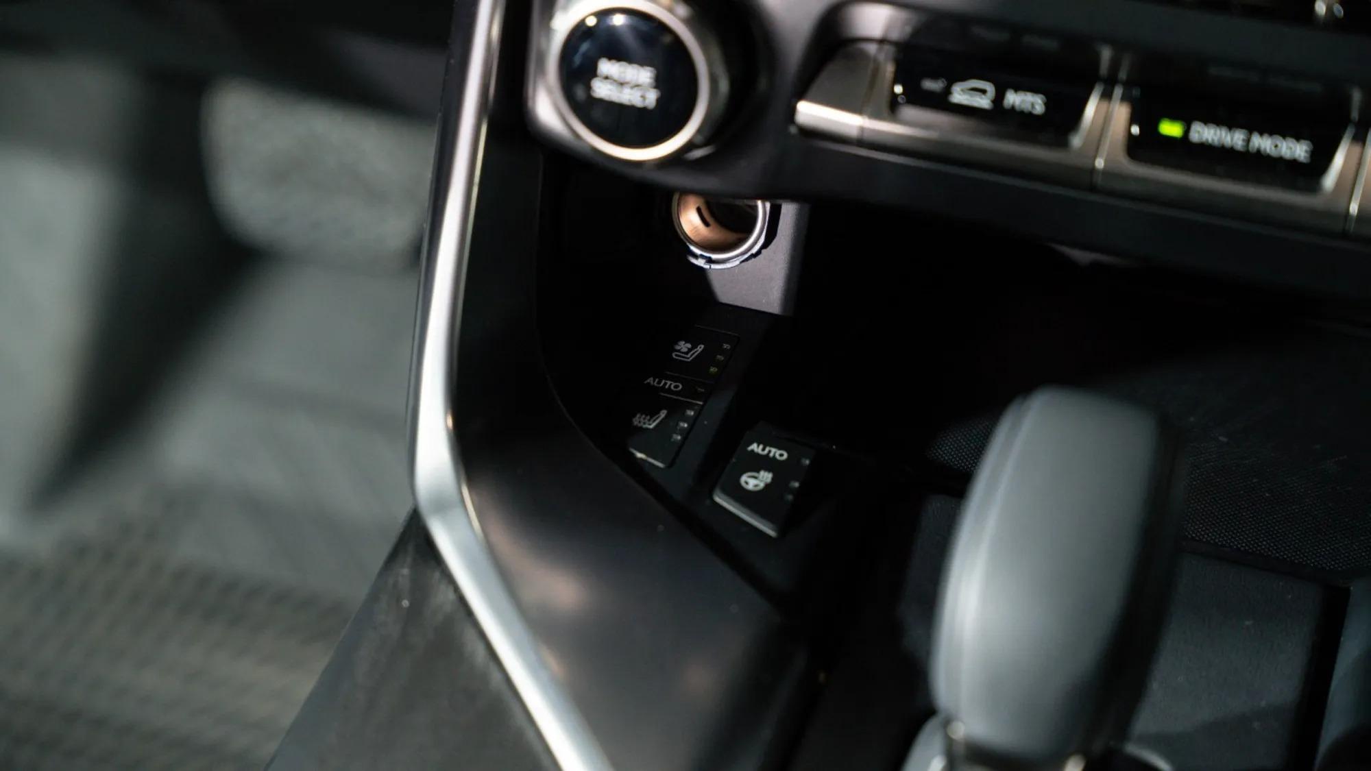 2025 Lexus LX 700h Overtrail