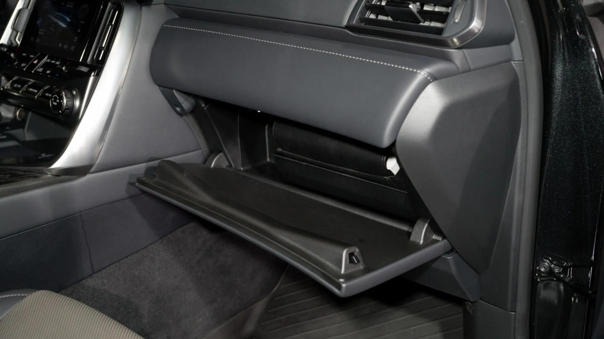 2025 Lexus LX 700h Overtrail