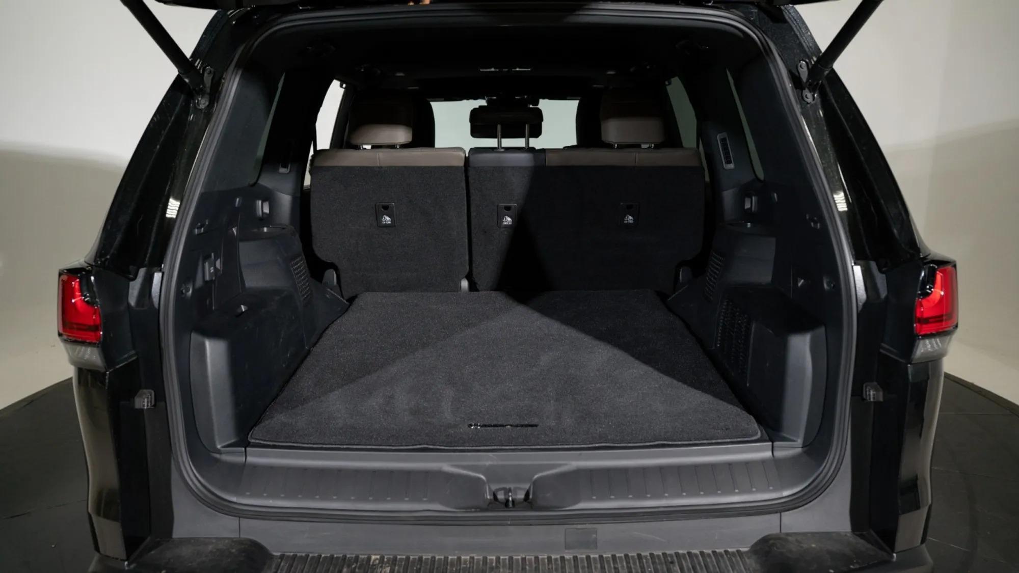 2025 Lexus LX 700h Overtrail