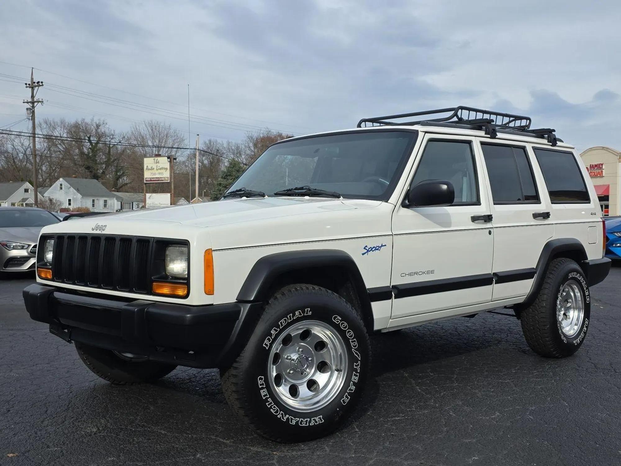 1998 Jeep Cherokee Sport - 2