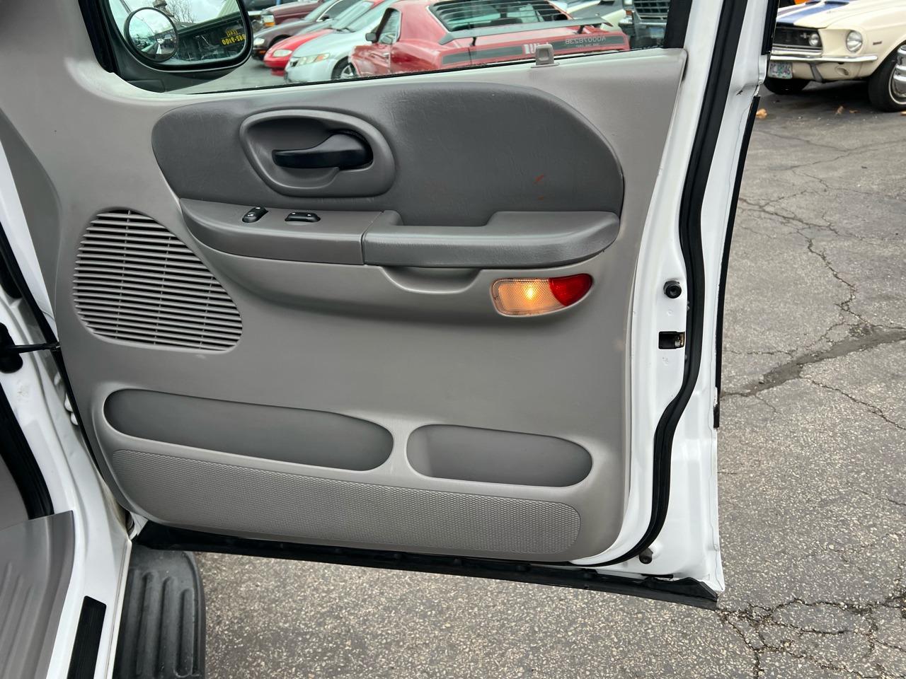 2002 Ford F-150 XLT 4×4