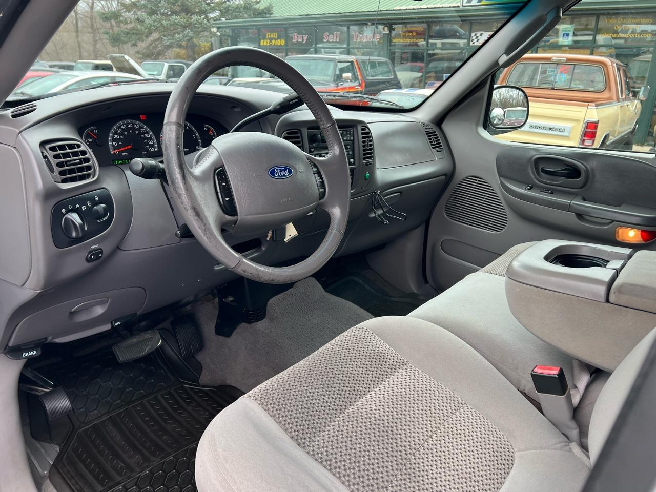 2002 Ford F-150 XLT 4×4