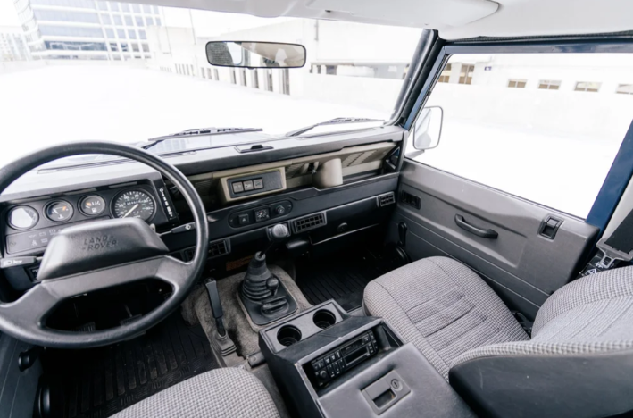 1995 Land Rover NAS Defender 90