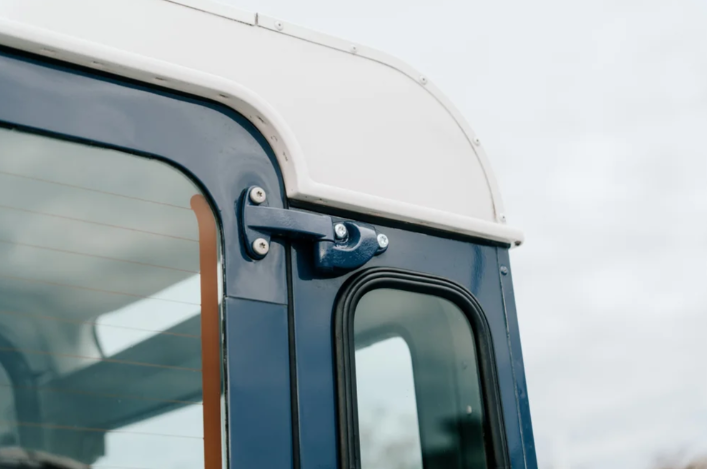 1995 Land Rover NAS Defender 90