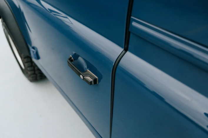 1995 Land Rover NAS Defender 90