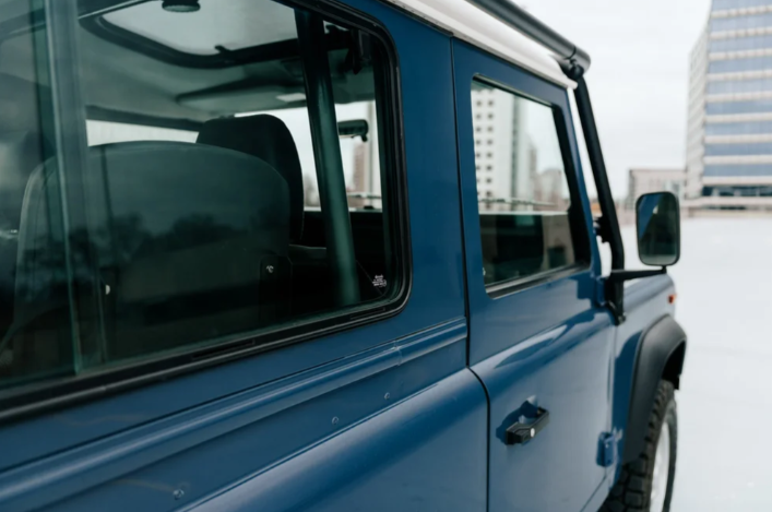 1995 Land Rover NAS Defender 90