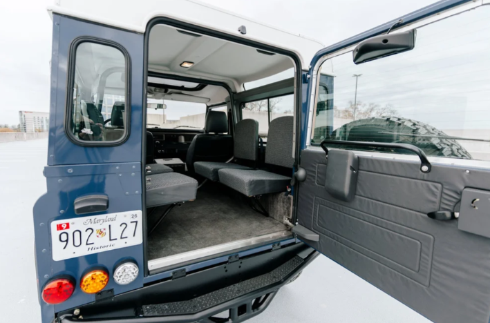 1995 Land Rover NAS Defender 90