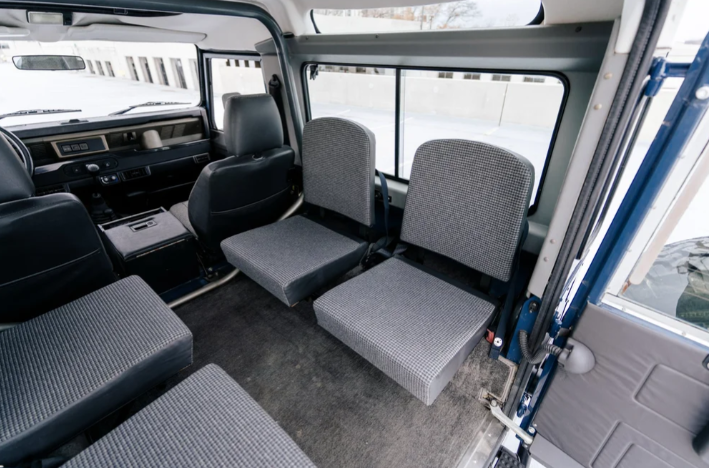 1995 Land Rover NAS Defender 90