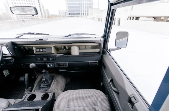 1995 Land Rover NAS Defender 90