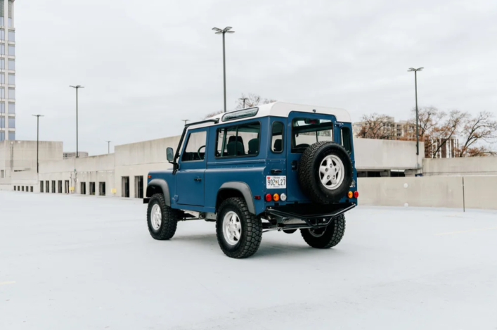 1995 Land Rover NAS Defender 90