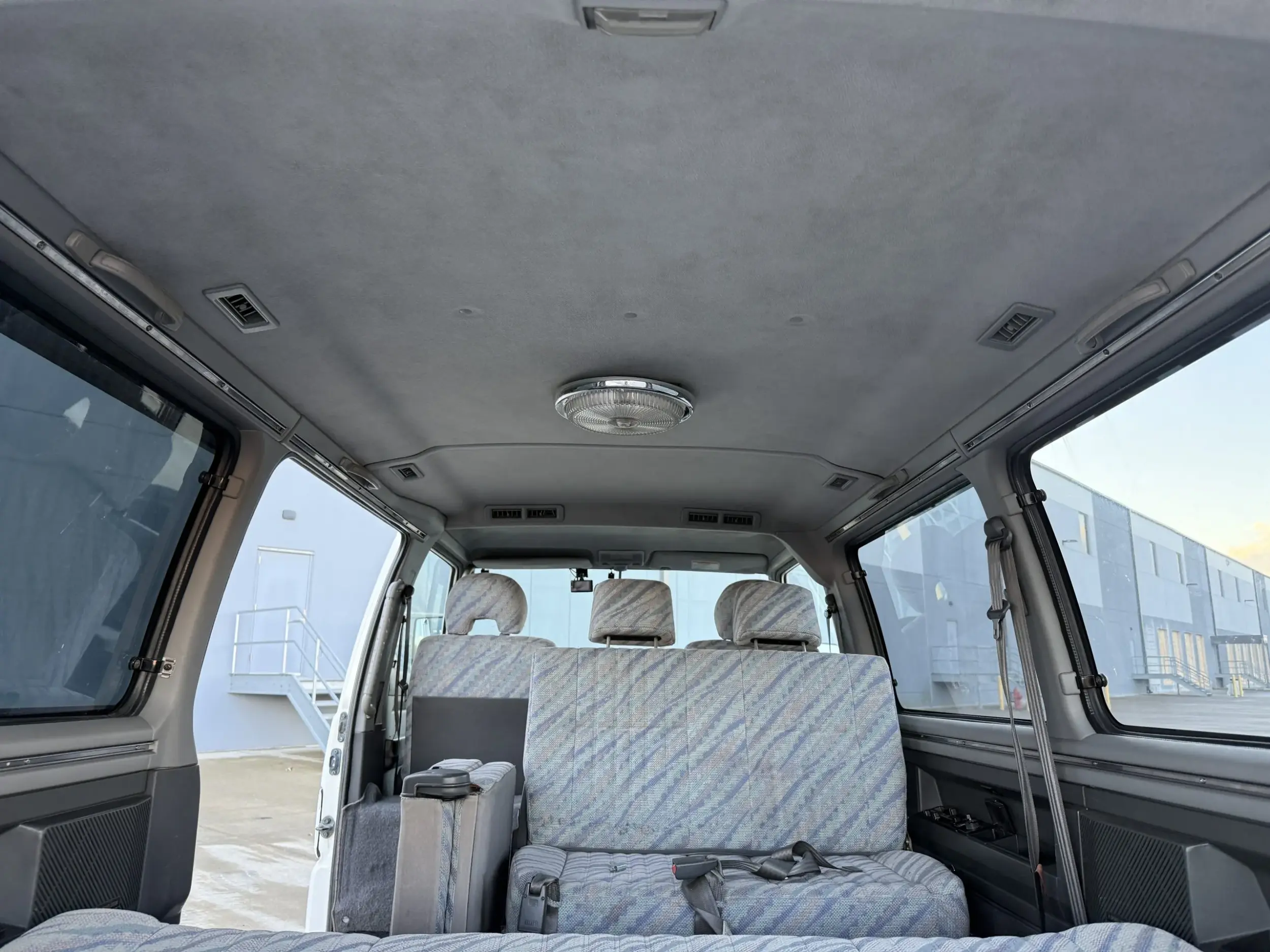 1998 Mitsubishi Delica Star Wagon