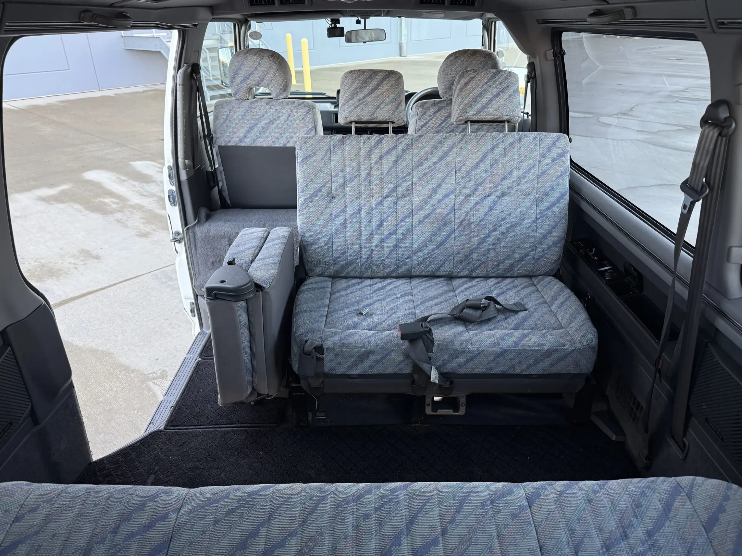 1998 Mitsubishi Delica Star Wagon