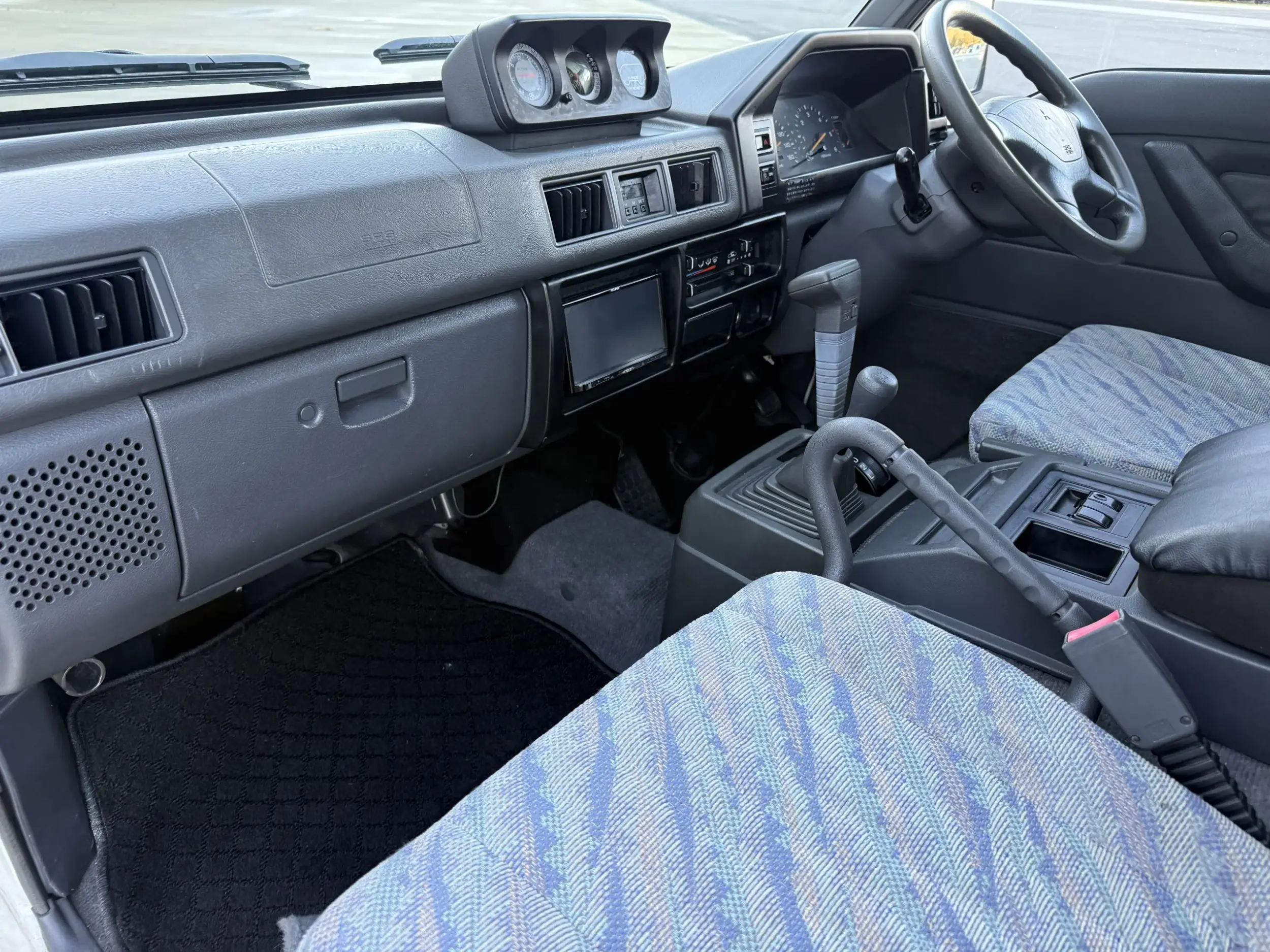 1998 Mitsubishi Delica Star Wagon