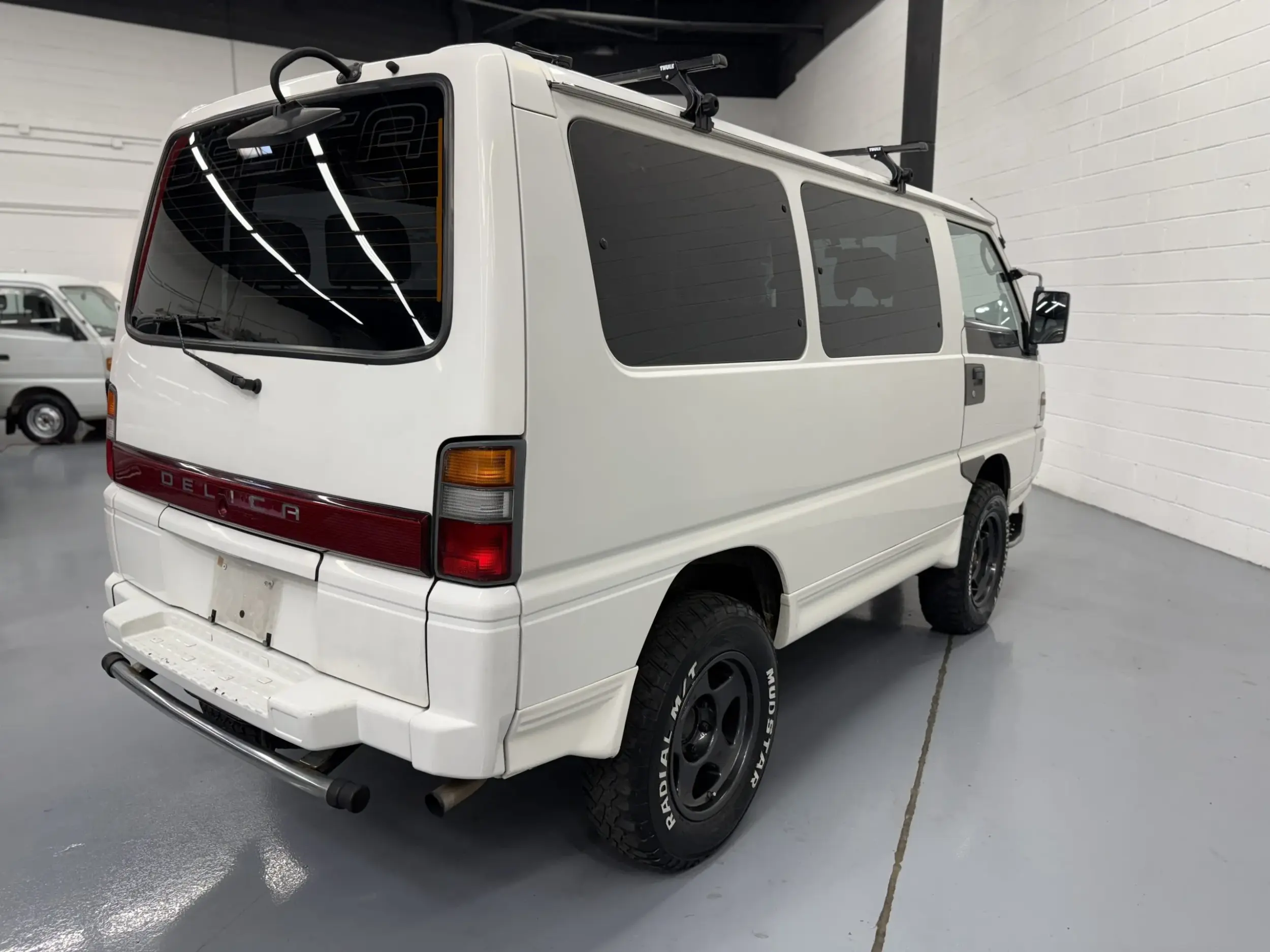 1998 Mitsubishi Delica Star Wagon