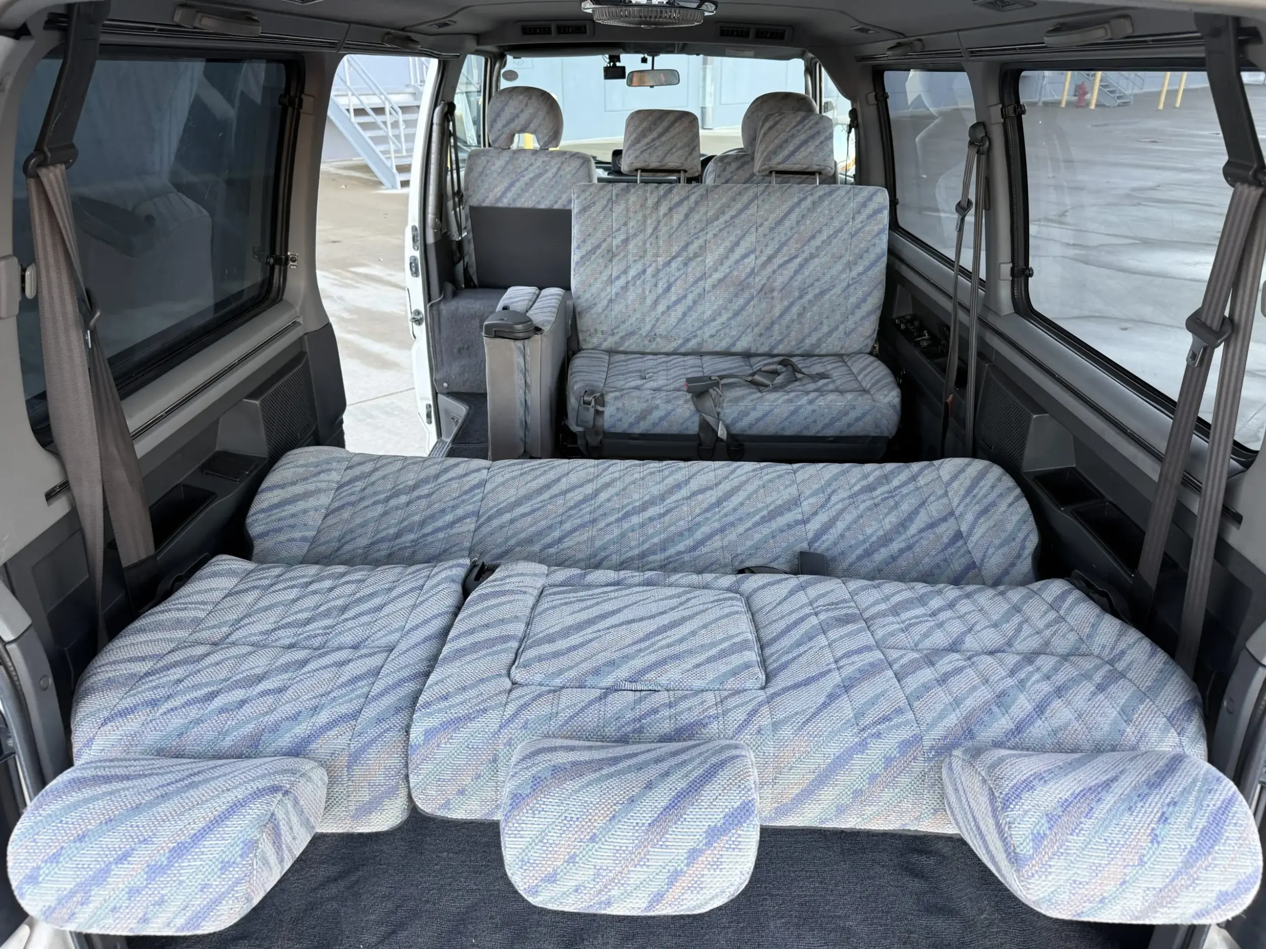 1998 Mitsubishi Delica Star Wagon