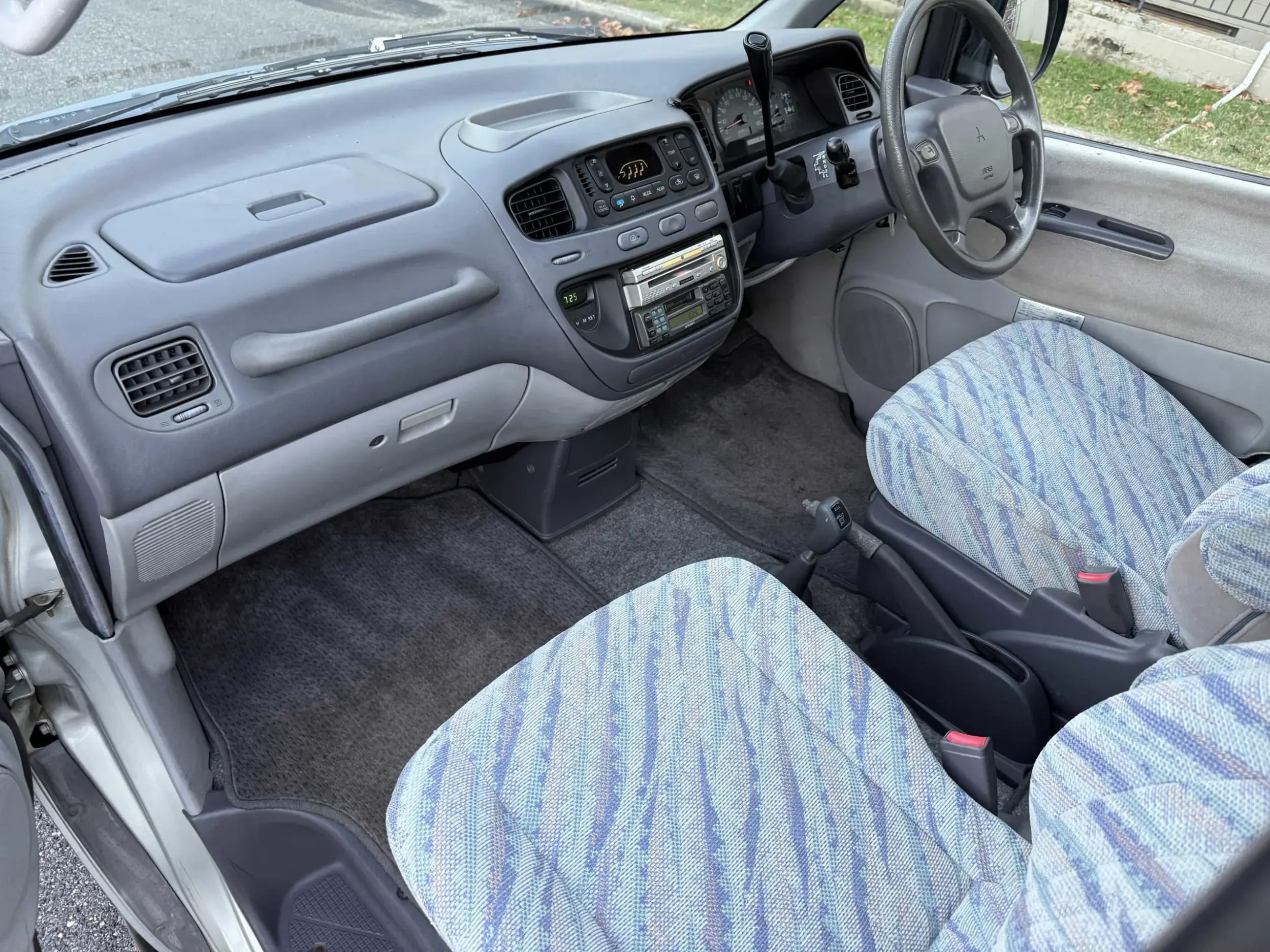 1996 Mitsubishi Delica Space Gear
