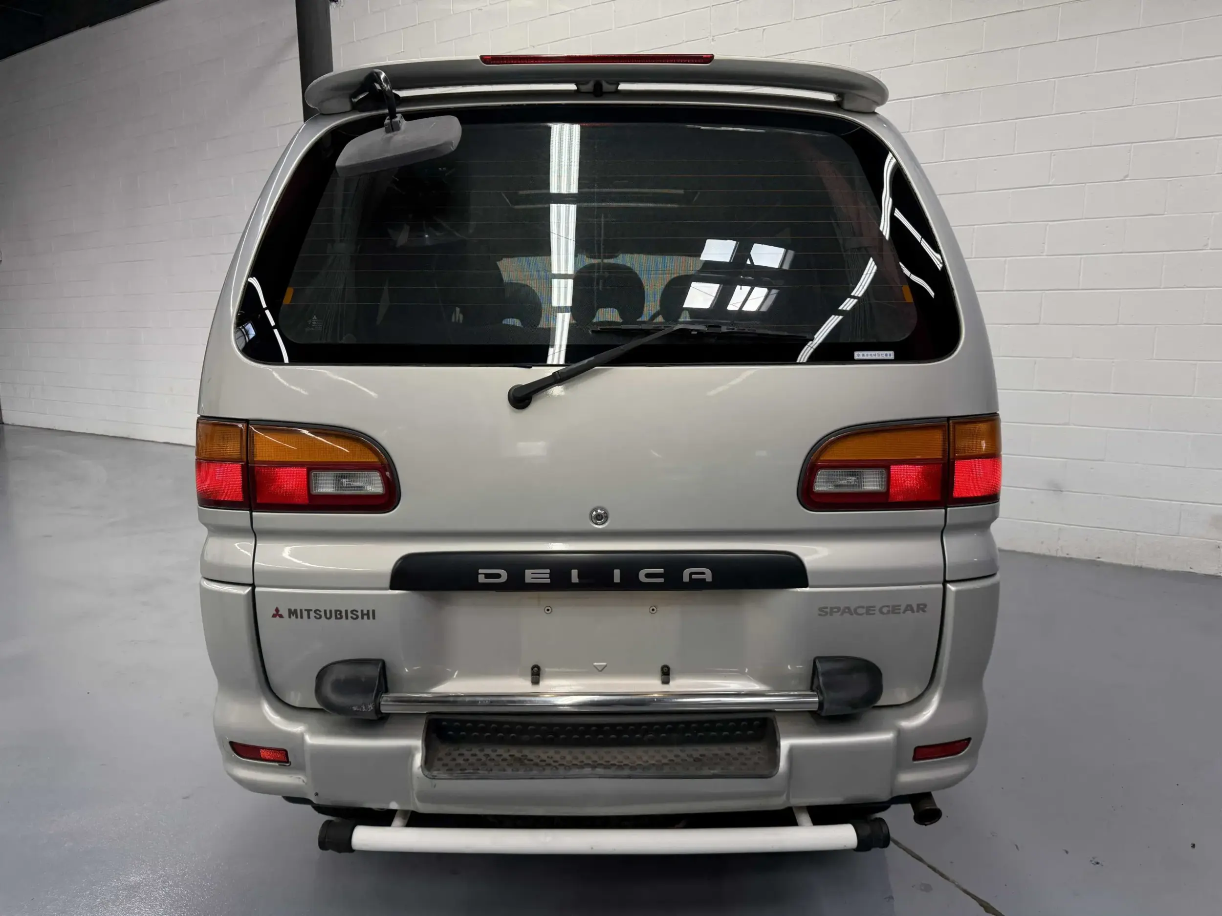 1996 Mitsubishi Delica Space Gear
