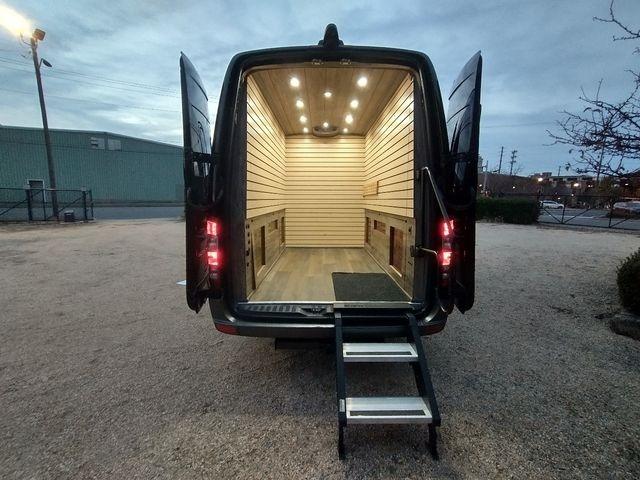 2014 Mercedes-Benz Sprinter 2500