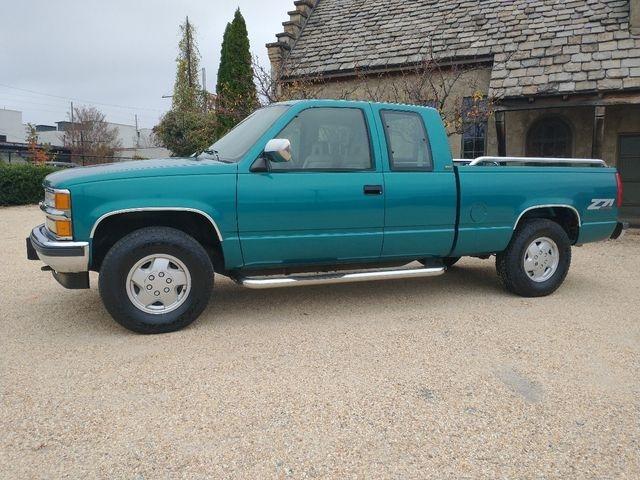 1994 Chevrolet K1500 Cheyenne - 4
