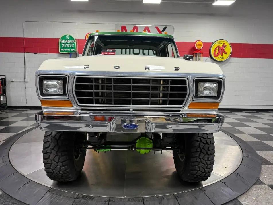 1978 Ford F-250 Crew Cab 4x4 - 4