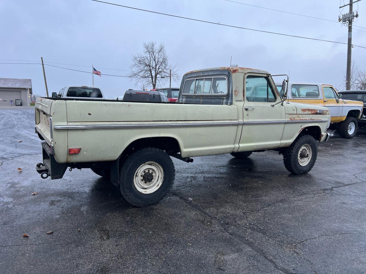 1969 Ford F-250 4×4 - 4