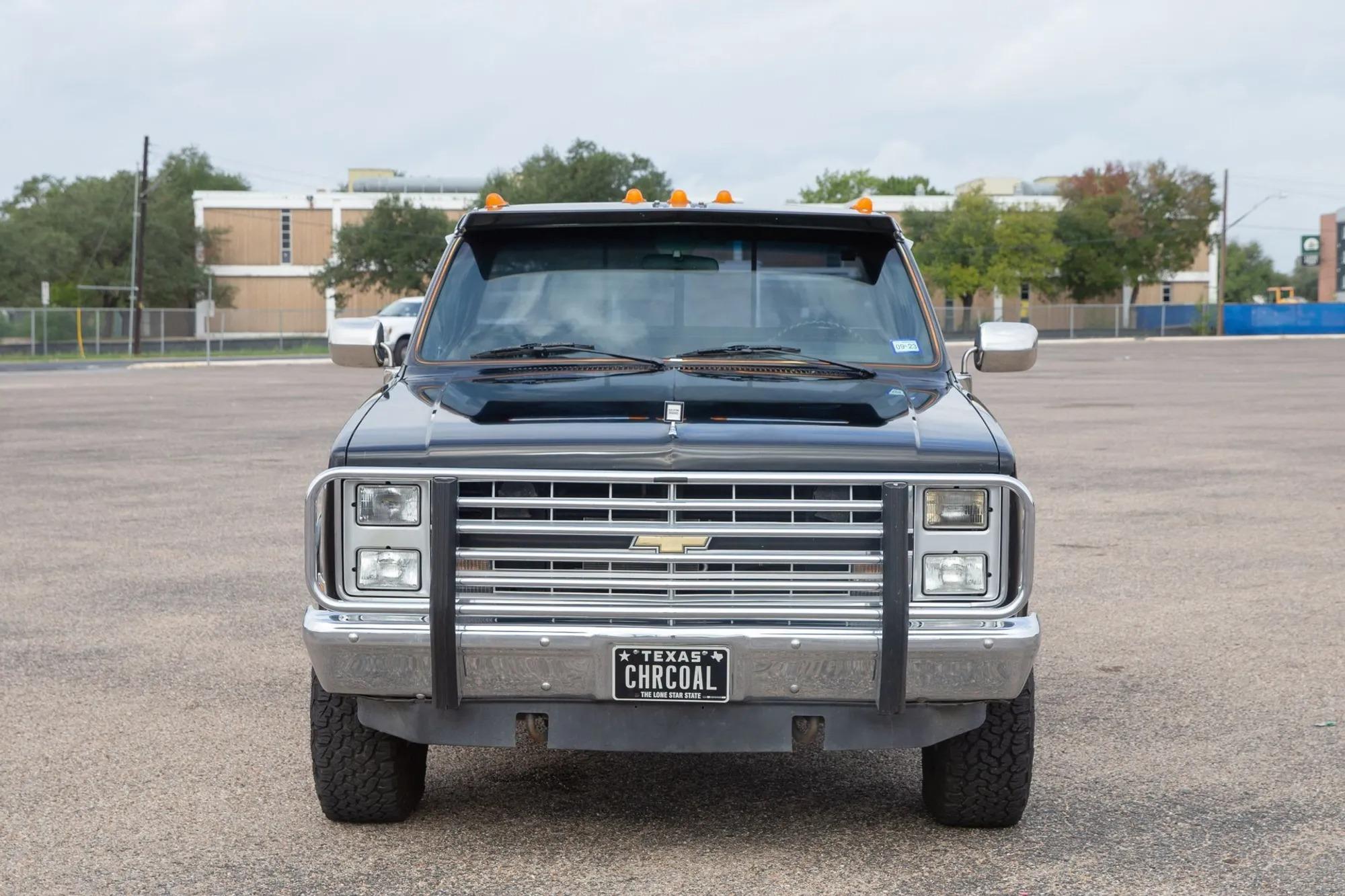 6.2L Detroit Diesel-Powered 1986 Chevrolet K20 Silverado Long Bed Pickup