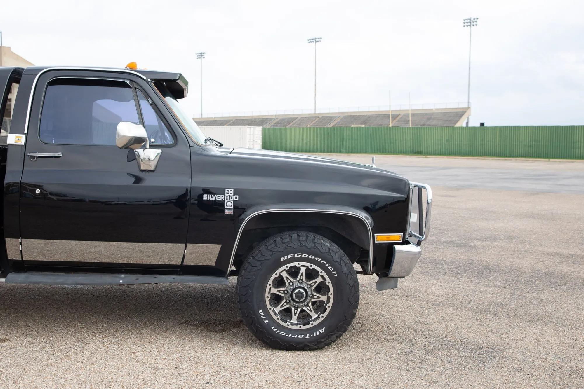 6.2L Detroit Diesel-Powered 1986 Chevrolet K20 Silverado Long Bed Pickup