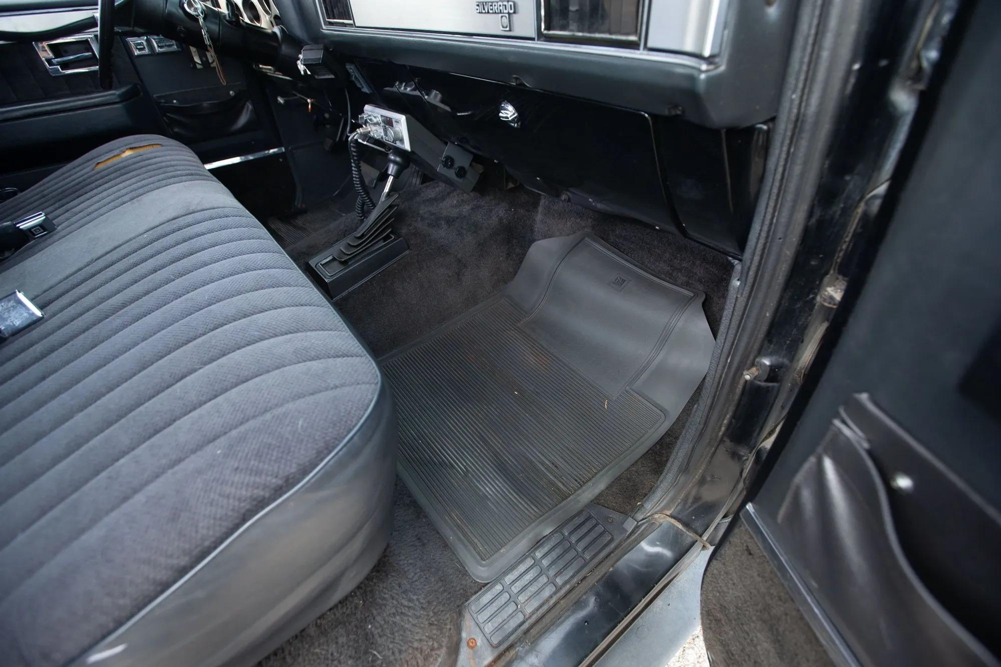 6.2L Detroit Diesel-Powered 1986 Chevrolet K20 Silverado Long Bed Pickup