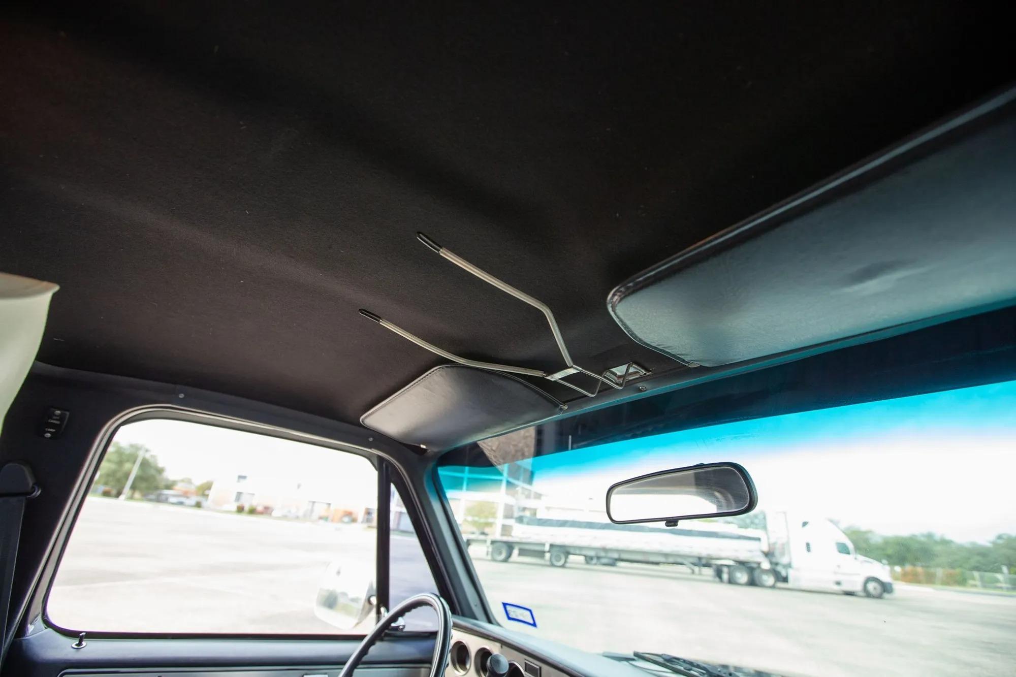 6.2L Detroit Diesel-Powered 1986 Chevrolet K20 Silverado Long Bed Pickup