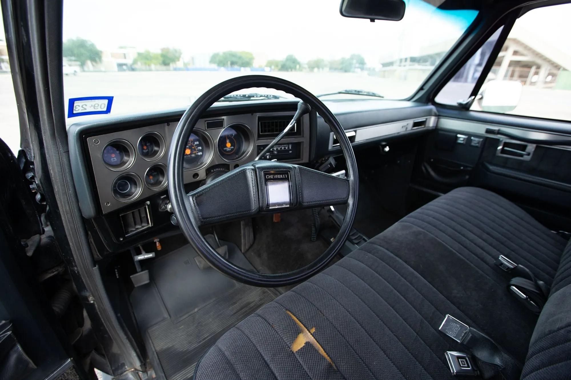 6.2L Detroit Diesel-Powered 1986 Chevrolet K20 Silverado Long Bed Pickup