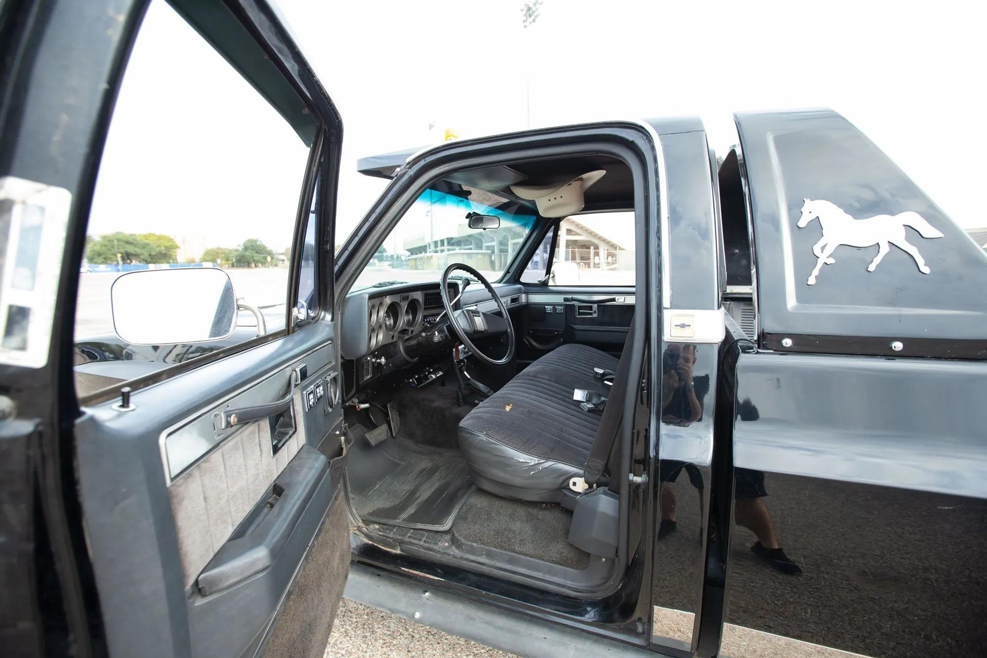 6.2L Detroit Diesel-Powered 1986 Chevrolet K20 Silverado Long Bed Pickup