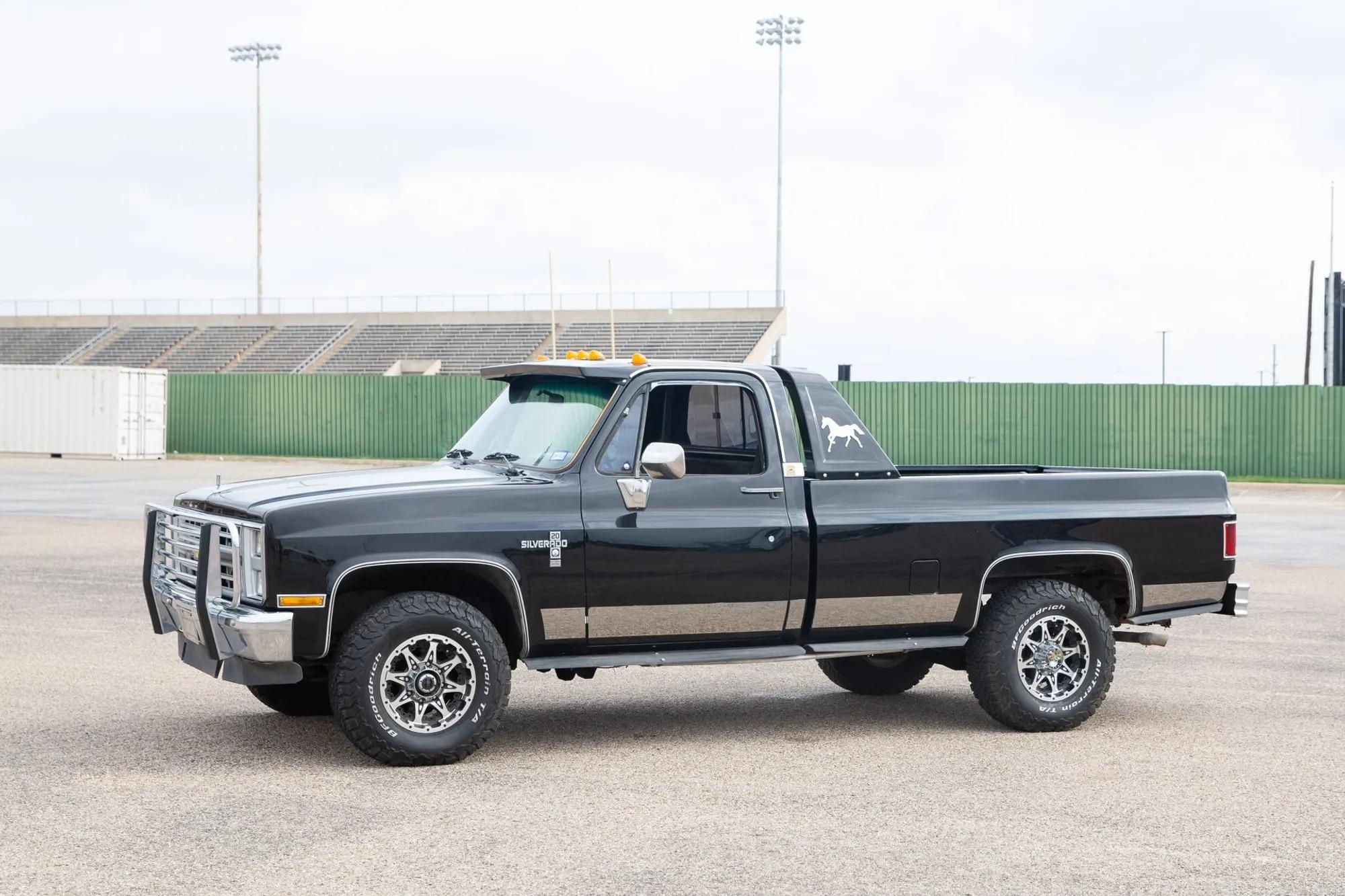 6.2L Detroit Diesel-Powered 1986 Chevrolet K20 Silverado Long Bed Pickup
