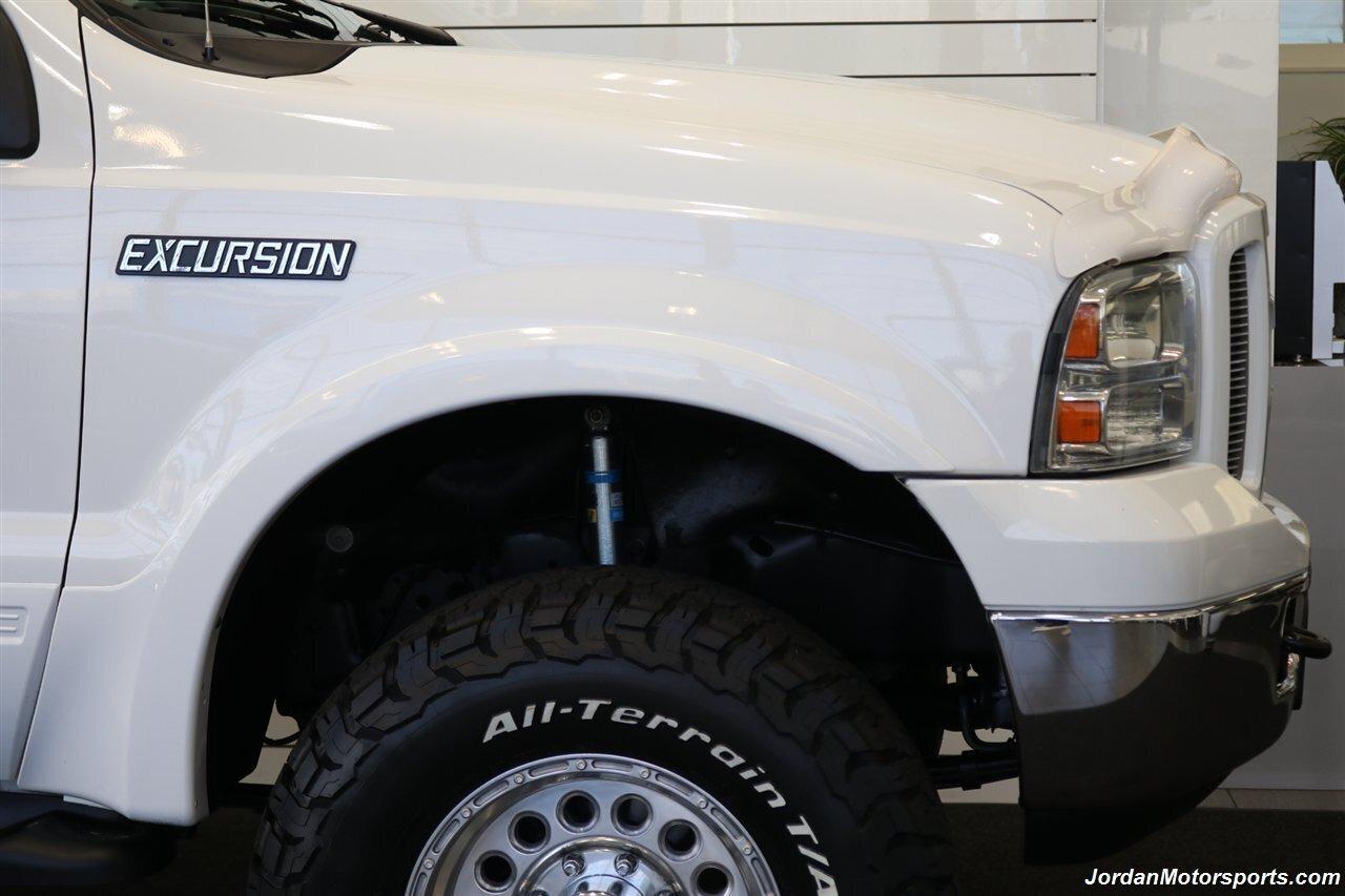 49k-Mile 2005 Ford Excursion Eddie Bauer