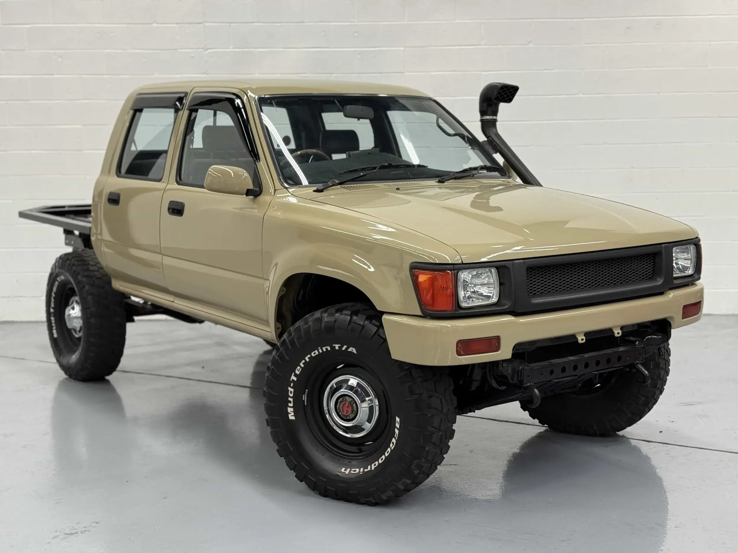 1991 Toyota Hilux LN107 - 3