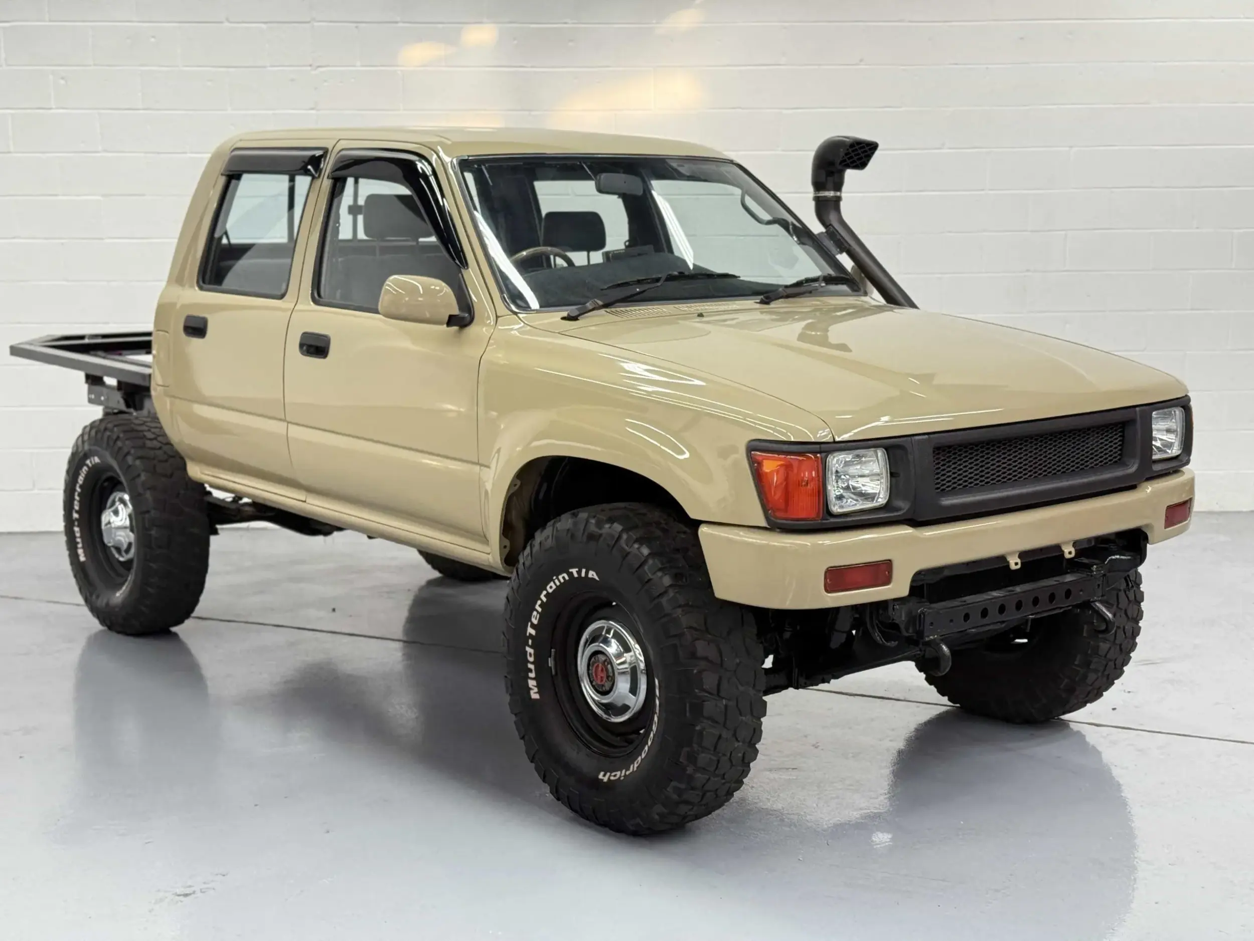 1991 Toyota Hilux LN107 - 5