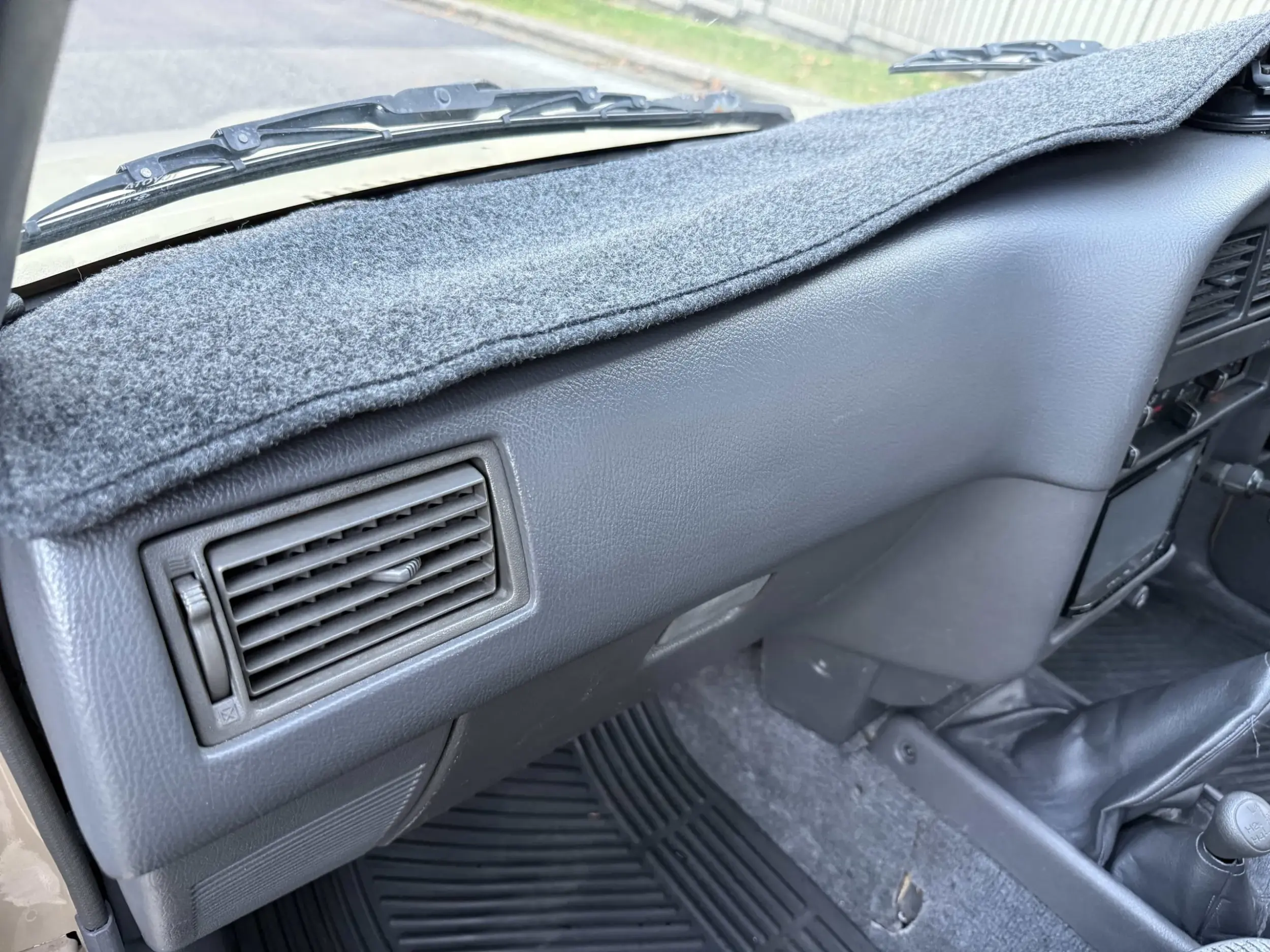 1991 Toyota Hilux LN107