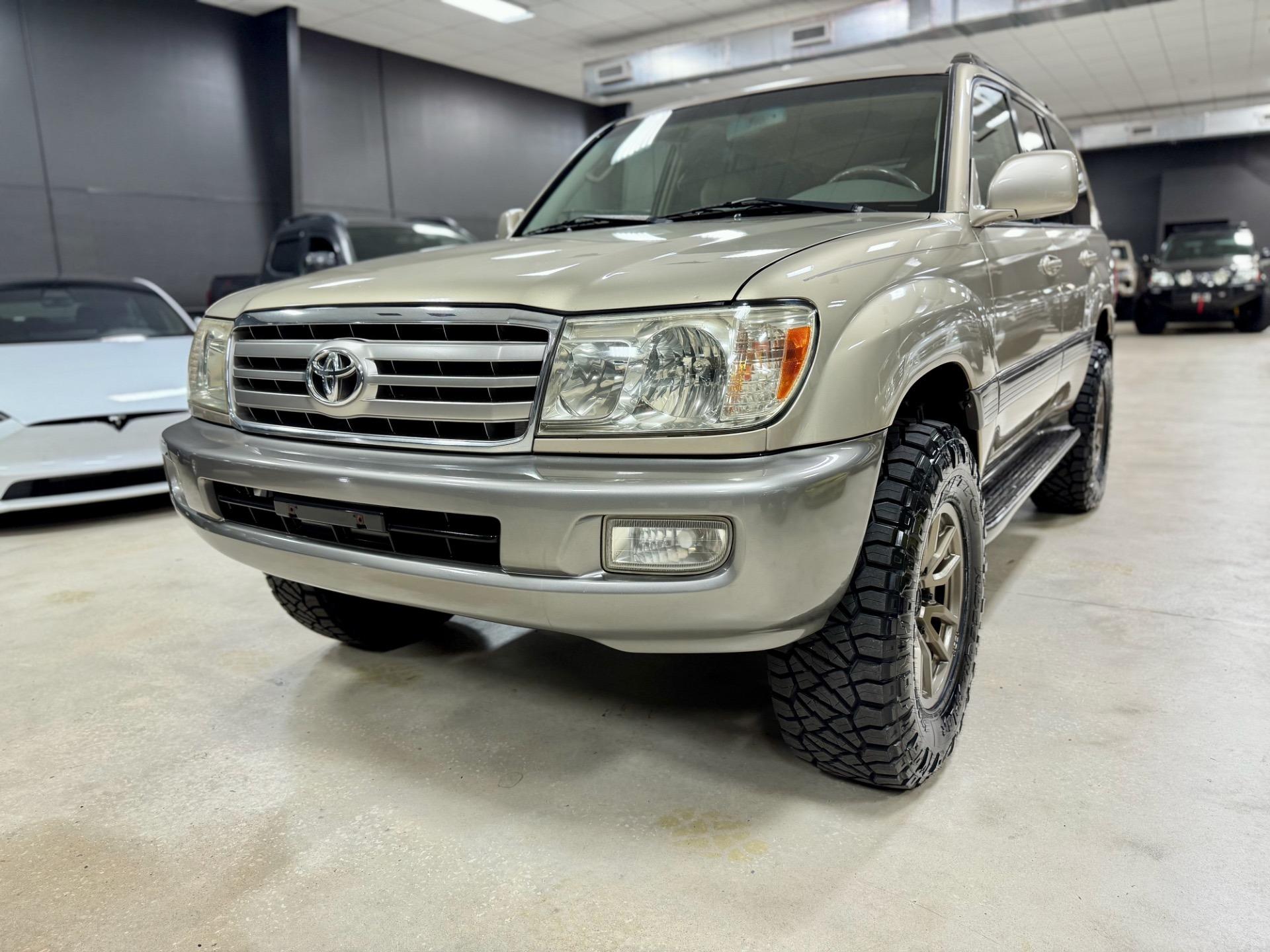2006 Toyota Land Cruiser - 2