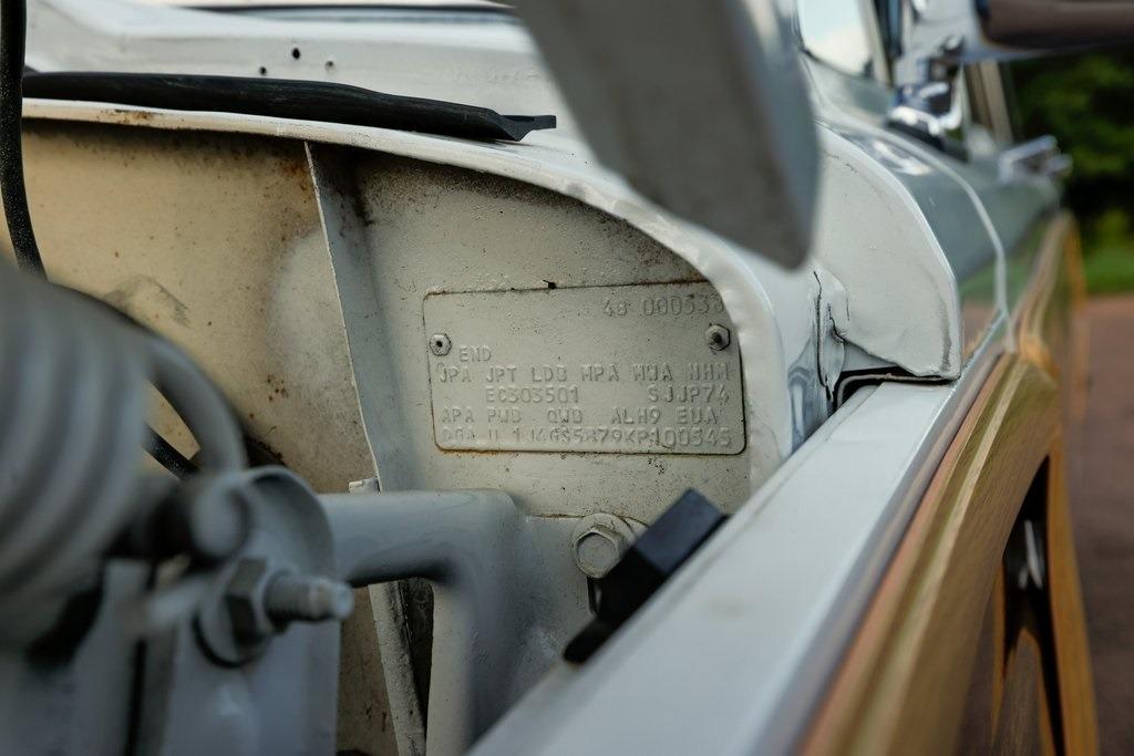 1989 Jeep Grand Wagoneer