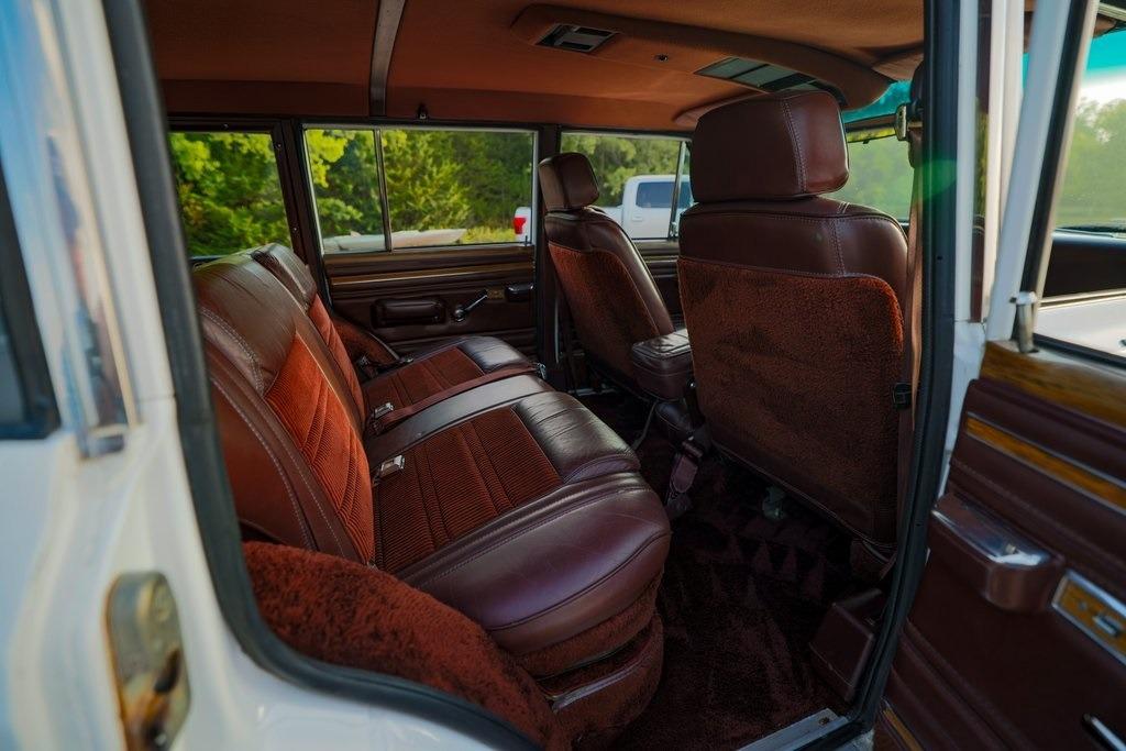 1989 Jeep Grand Wagoneer