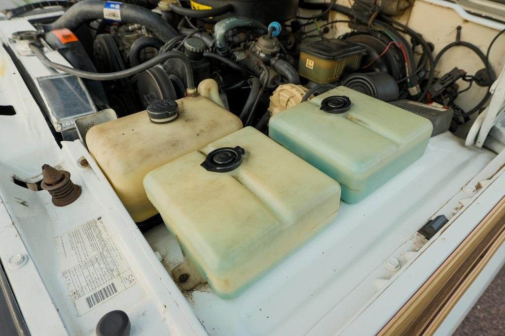 1989 Jeep Grand Wagoneer