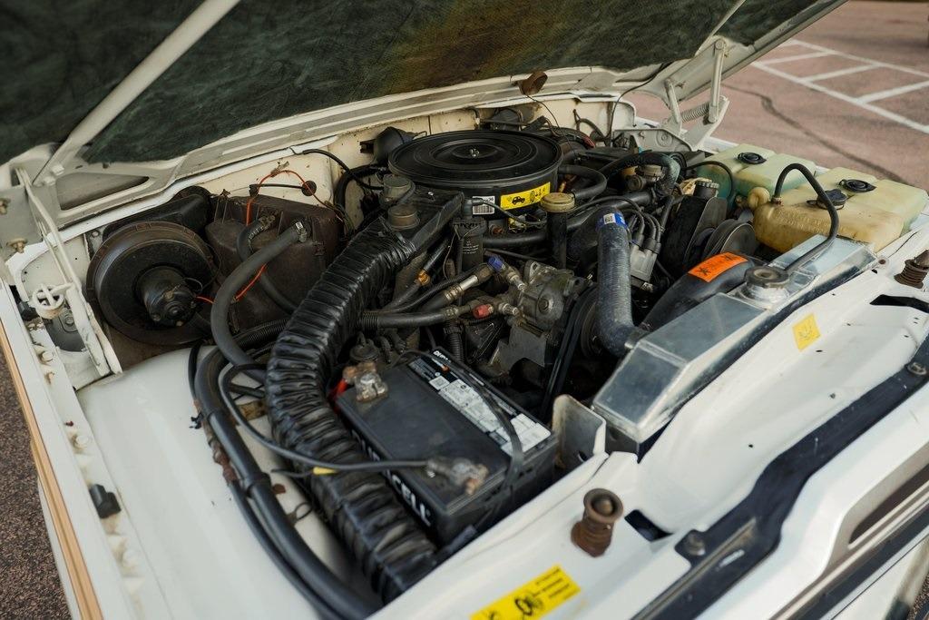 1989 Jeep Grand Wagoneer