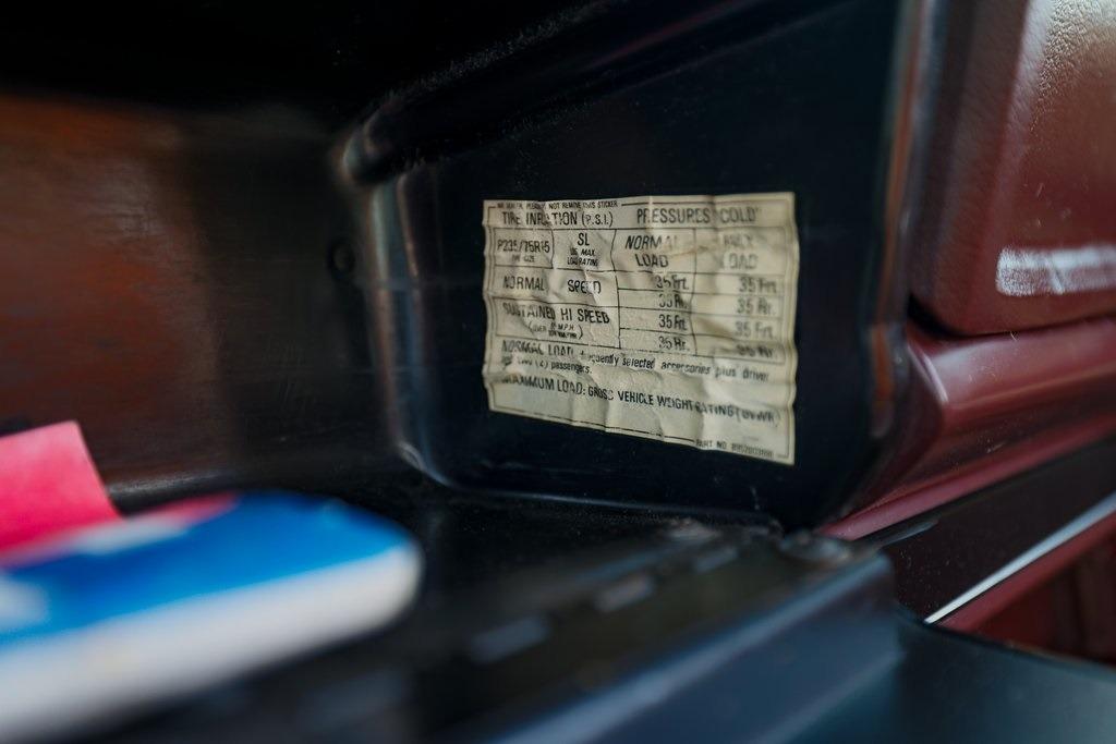 1989 Jeep Grand Wagoneer