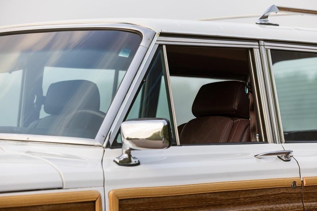 1989 Jeep Grand Wagoneer