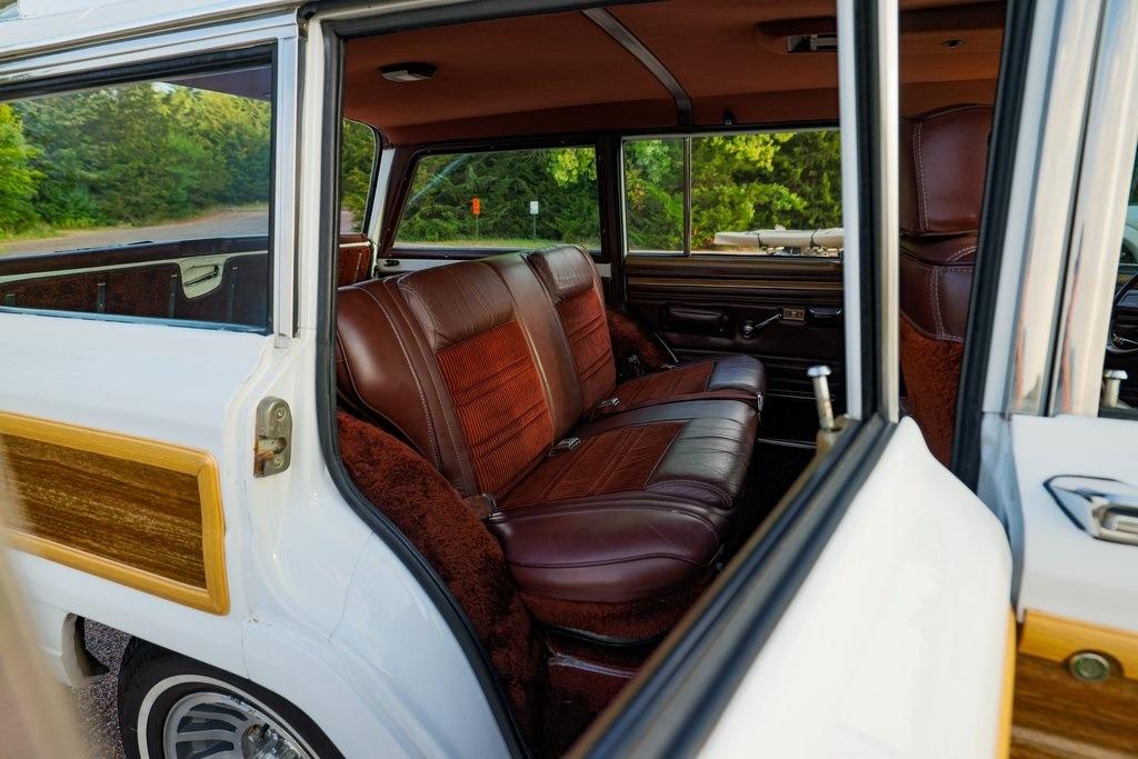 1989 Jeep Grand Wagoneer