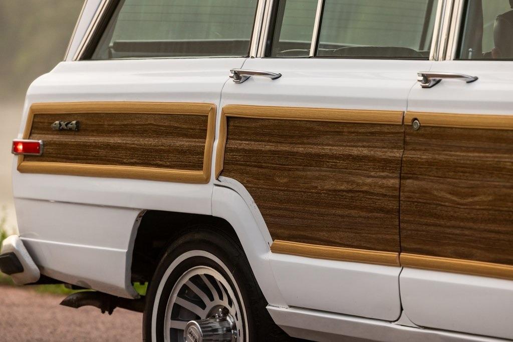 1989 Jeep Grand Wagoneer